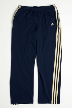 Adidas Vintage Pants, 23 Photoshoot, Adidas Track Pants Outfit, Vintage Adidas Track Pants, Pants Png, Dreamy Clothes, Track Pants Outfit, Outfits 2000s