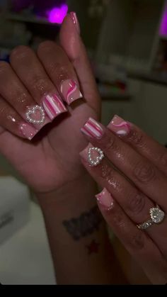 Wendsday Dinner Ideas, Short Nails Birthday, White Press On Nails, Nail Gems, Acrylic Nail Set, Glass Nail, Drip Nails