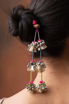 Get creative and dress your hair into cute buns with our handcrafted bun sticks Glass pipes, ghungroos, Zari tassels and wooden stick Bun Stick This product has been crafted by hand and may have slight irregularities or imperfections in color or embellishment. These irregularities are the result of the human involvement in the process and add to the finished products charm while ensuring you have one-of-a-kind piece. Bun Stick, Saree Hairstyles, Diy Hair Accessories Ribbon, Cute Buns, Bead Hair Accessories, Handmade Fashion Jewelry, Fancy Dress Design, Handmade Jewelry Designs