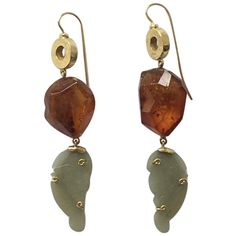 This Earrings named Kasgar are made with antiques Chinese imperial jade leaf shape, coming from Hair pin, antiques amber faced stone cut, gold 15,00gr. total length 8cm, weight of each 6,8 gr. All Giulia Colussi jewelry is new and has never been previously owned or worn. Each item will arrive at your door beautifully gift wrapped in our boxes, put inside an elegant pouch or jewel box. Elegant Pouch, Imperial Jade, Amber Earrings, Jewel Box, Hair Pin, Stone Cuts, Leaf Shapes, Crystal Earrings, Hair Pins