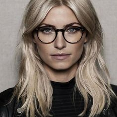 Lena Gercke Haare ab Hair And Glasses, Glasses Outfit, Image For, Layered Hair With Bangs, Hairstyles With Glasses, Medium Layered Hair, Shoulder Hair, 4c Hair