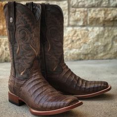 Printed Caiman Belly Square Toe Boots Fitted Western Boots With Crocodile Pattern, Brown Square Toe Boots, Caiman Boots, Cowboy Boots Men, Vetements Shirt, Square Toe Cowboy Boots, Dog Brown, Ostrich Legs, Dog Cafe