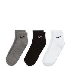 Paquete de 3 unisex para todos los días. Nike Ankle Socks, Versace Style, Nike Socks, Nike Kids, Athletic Socks, Nike Store, Ankle Socks, Mens Socks, Cristiano Ronaldo