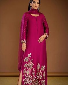 Pink Silk Gown, Friendship Photoshoot, Pakistani Clothes, Pakistani Suit, Designer Gown, Dress Trendy, Exquisite Gowns