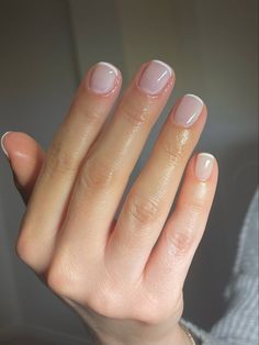 Classy Short Nails, French Manicure Short Nails, Natural Nails Manicure, Short Gel Nails, French Manicure Nails, Colorful Nails, Nails 2024