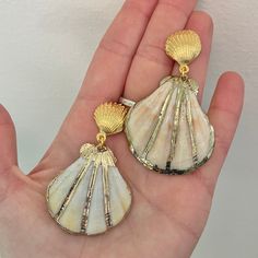 Gold Plated studs and real shell pendants. One of a kind, ready to ship. Shell Earrings, Shell Pendant, Vintage Handbags, Shells, Gold Plate, Plating, Gold