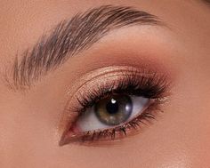 Light Colored Eyeshadow, Copper Eyeshadow Brown Eyes, Terracota Makeup Looks, Light Eyeshadow Looks For Brown Eyes, Eye Makeup Looks For Brown Eyes, Make Up Dorado, Make Terracota, Makeup Nude Look, Eye Makeup For Brown Skin