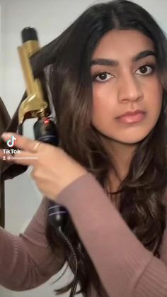 Aesthetic Surgeon, Hot Tools Curling Irons, Beachy Waves Hair, Hair Curling Tutorial, Beach Wave Hair, Curls For Long Hair, Curling Iron Hairstyles, Waves Curls, Curl Styles