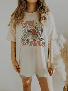 Boho Graphic Tees, Urban Outfitters Tshirt, Mushroom Aesthetic, Mushroom Shirt, Shirt Inspiration, Bird Shirt, Hiking Aesthetic, Hippie Shirt, Aesthetic Shirts