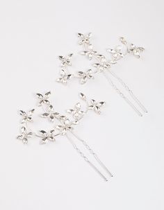 Add sparkle to your look with accessories from our Bridal Hair Collection! Elevate your hairstyle with this two-pack of silver-toned, floral and leaf motif hair pins, featuring glamorous diamante embellishments. | Lovisa Silver Flower Leaf Diamante Hair Pin Pack, Clear Diamante Hair, Unique Hair Clip, Floral Hair Pins, Floral Hair Combs, Flower Comb, Leaf Motif, Your Hairstyle, Flower Leaf, Hair Collection