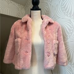 Girls Hanna Anderson Soft Pink Faux Fur Coat Nwt Size 110 Cm // Us 5 Fitted Pink Outerwear With Faux Fur Trim, Cute Fitted Winter Outerwear, Cute Fitted Outerwear For Winter, Cute Fitted Fall Outerwear, Cute Pink Outerwear With Pockets, Cute Fitted Outerwear With Pockets, Girls Faux Fur Coat, Pink Faux Fur Coat, Hanna Anderson