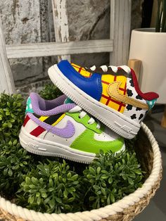 Perfect shoe for any occasion! * US Sizes from 2C-7Y * These are authentic Nike Air Force 1's * Hand painted using high quality Angelus paint and sealer * Sealed for durability, but keep in mind these are painted so care still needs to be taken. * Made to order, processing time is 3-4 weeks (This is NOT including the time in the mail) * Please message me prior to ordering if you need by a sooner date (Rush fee may result) * Due to the custom nature of these shoes, there are no returns or exchang Custom Toy Story Shoes, Toy Story Nike Air Force 1, Customizable Green Sneakers With Round Toe, Playful Multicolor Custom Sneakers With Round Toe, Custom Multicolor Round Toe Sneakers, Customizable White Fun Sneakers, Customizable Fun White Sneakers, Custom Multicolor Sneakers With Rubber Sole, Customizable Multicolor High-top Sneakers