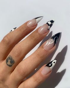 Black And White Pattern Nails, Flame Nails Acrylic Almond, Summer Nails Stiletto Long, Nails Acrylic Flame, Colorful Flame Nails, Black And White Nails Stiletto, Almond Flame Nails, Flame Almond Nails