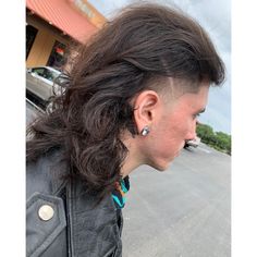 Mullet - 100+ Ideas to Rock The Iconic Cut in 2023 Short Curly Mohawk, Long Hair Shaved Sides, Modern Mullet Haircut, Male Haircuts, Mullet Fade, Hair Levels, Mohawk Mullet, Curly Mohawk, Long Mullet