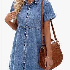 Short Sleeve Button Down Denim Flowy Tiered Babydoll Dress. Never Worn. Questions? Leave A Comment Below! Summer Shirt Dress, Mode Prints, Denim Skirts Knee Length, Short Pollera, Blue Dress Women, Stylish Wardrobe, Denim Patterns, Denim Shirt Dress, Midi Shirt Dress