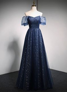 Navy Blue Long Off Shoulder A-line Prom Dress Outfits For Girls डिजाइनर कपड़े, Prom Dress Blue, Blue Formal Dress, Prom Dress Pictures, A Line Prom Dress, Marine Uniform, Corset Dress Prom, Blue Dress Formal, Prom Dress Inspiration