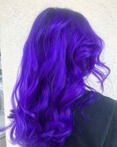 Bright Purple Hair, Indigo Hair, Bright Blue Hair, Dyed Hair Purple, Arctic Fox Hair Color, Bold Hair Color, Gorgeous Hair Color, Dyed Hair Inspiration, Hair Inspiration Short