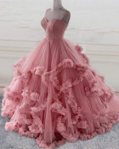 Pink Long Prom Dress, Spring Skirt, Gown Pink, Prom Dresses Long Pink, Pretty Quinceanera Dresses, Prom Dress Evening, Fantasy Dresses, Skirt Trends, Prom Dress Inspiration