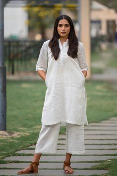 Size: L Readymade Blouses Online, Kurti Palazzo Set, Ivory Maxi Dress, Readymade Salwar Kameez, Latest Dress Design, Set Saree