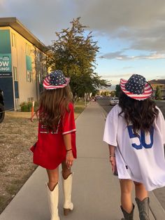 America Day Spirit Week Outfits, Usa Outfits Spirit Week, Usa Day Spirit Week Outfit, Fourth Of July Costume, 4th Of July Fits, July Outfits For Women, Fourth Of July Pics, Usa Outfits, American Outfits