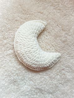 Handmade, crochet crescent weighted moon pillow made with white plush chenille yarn. These moon pillows are so pretty and make a great accent to any room. Moon measures approximately 11" long and 7" wide. Filled with Polyfill and weighted beads.  Weighs approx 3lbs  Pattern by me!  Since this item is a handmade item, I recommend spot cleaning gently and laying flat to dry.  Stay connected by following me on Instagram! @jellydonutknits  Please feel free to message me with any questions or further details about any item! Crochet Moon Pillow, Moon Pillows, Nursery Pillow, Moon Pillow, Plush Yarn, Chenille Yarn, Plush Crochet, Nursery Pillows, Crochet Home Decor