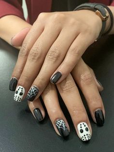 Halloween Masc Nails, Male Halloween Nails, Male Nail Art Black, Short Nails Ideas Halloween, Short Masc Nails