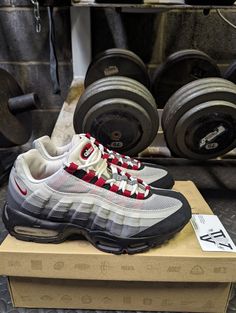 Please use pics to judge condition.  Comes with og box and og laces. Nike Air Max 95, Air Max 95, Brands Outlet, Air Max, Nike Air Max, Chili, Nike Air, Shoes Mens, Athletic Shoes