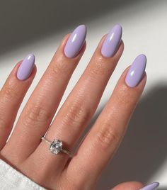 Pastel Violet Nails, Pastel Lilac Nails, Light Purple Nails, Chrome Manicure, Violet Nails, Violet Pastel, Stunning Nails, Nails Arts