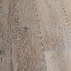 an image of wood flooring that looks like it has been cleaned and is ready to be used