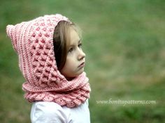 Crochet Hooded Scarf Pattern, Hooded Scarf Pattern, Leaf Blanket, Crochet Hooded Scarf, Hood Pattern, Confection Au Crochet, Crocodile Stitch, Sweater Hat, Crochet Simple