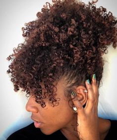 - https://howcandothis.com/hairstyleideas/66-completely-different-methods-to-fashion-your-pure-hair-at-dwelling-thrivenaija/ Beautiful Natural Hair, Natural Hair Inspiration, Penteado Cabelo Curto, Natural Hair Tips, Hair Crush, Natural Hair Journey, American Woman, Short Natural Hair Styles, Natural Curls