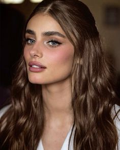 Taylor hill bridal wedding Brown Hair Blue Eyes, Bridesmaid Hair Makeup, Taylor Marie Hill, Braut Make-up, Blush Bride, Taylor Hill, Bridesmaid Makeup, Blue Makeup, Bride Makeup