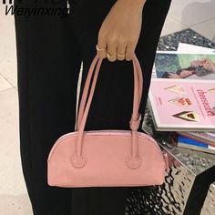 Shipping: Worldwide Express Shipping AvailableDelivery time: 🚚7-15Days Fast ShippingReturns: Fast refund,💯100% Money Back Guarantee.Brand Name: Jin YIdeHandbags Type: Shoulder BagsTypes of bags: Shoulder & Crossbody BagsMain Material: PULining Material: PolyesterShape: BaguettePlace Of Origin: HE BEI ProvincePlace Of Origin: HE BEI ProvinceOrigin: Mainland ChinaCN: HebeiHardness: HARDPattern Type: SolidInterior: No PocketDecoration: NONEExterior: NONEOccasion: VersatileClosure Type: HaspGender