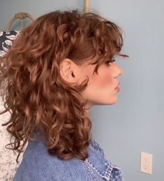 Shaggy Haircuts For Women, Shaggy Curly Hair, Shaggy Bobs, Hush Cut, Shaggy Haircut, Curly Red Hair, Shaggy Hairstyles, Natural Curly Hair Cuts, Shaggy Haircuts