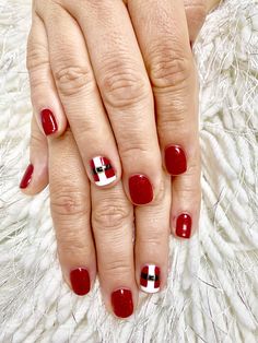 Red Santa Nails, Santa Belt Nails, Santa Hat Nails, Red Gel Polish, Santa Nails, Disney Nail, Christmas Tree Nails, Kitty Nails, Winter Things