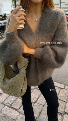 Katie Sturino, At Home Outfits, Woman Dresses, Body Acceptance, Autumn Fits, Winter Lookbook, Mode Inspo, Celebrity Outfits