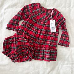 Nwt Vineyard Vines Christmas Plaid Set. Size 12-18 Months. Christmas Playtime Sets With Long Sleeves, Cotton Festive Holiday Sets, Christmas Cotton Playtime Sets, Playful Cotton Sets For Holiday, Cotton Sets For Playtime During Holidays, Cotton Playtime Sets For Holiday, Cute Christmas Playtime Sets, Target Romper, Kids Corduroy