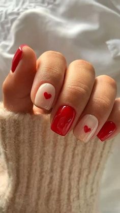 Heart Nail Designs, Valentine Nail Art, Short Gel Nails, Nail Designs Valentines, Trendy Nail Art, Short Nail Designs, Xmas Nails