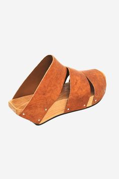 * THIS IS A FINAL SALE AND NON RETURNABLE Hand-made clogs with natural color leather straps. DETAILS 1 1/2" heels Hand-made in California Cydwoq Sandals, Cydwoq Shoes, Wooden Shoe, Fashion High Heels, Womens Sandals Flat, Shoe Store, Custom Leather, Vintage Shoes, Leather Working