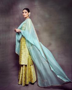 Sabyasachi Sharara Outfit, Athiya Shetty Indian Wear, Brocade Embroidery Suits, Banarasi Sharara Suits, Yellow Brocade Suit, Banaras Dress Designs, Yellow Banarasi Suit, Brocade Suits Indian, Banarasi Suit Designs Latest