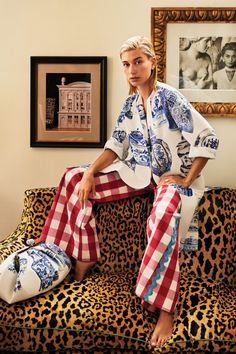 Weekend Max Mara Nantucket Collection | MONTECRISTO Styling Books, Anthony Baratta, Mode Prints, Bow Fashion, Afrikaanse Mode, Weekend Max Mara, Maximalism, Mode Inspo, Pattern Mixing