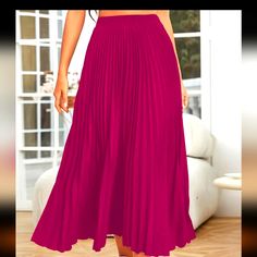 This Solid Color Pleated Skirt Is High Waisted With A Flat Elastic Waist. Casual To Fashion Forward In The Beautiful Color Of Rouge!! High Waist Pink Pleated Maxi Skirt, Flowy High Waist Pleated Skirt, Pink Pleated Full Maxi Skirt, Pleated High Waist Maxi Skirt, High Waist Pleated Flowy Maxi Skirt, Skirts Pleated, Pink Fashion, Skirt Fashion, Pleated Skirt