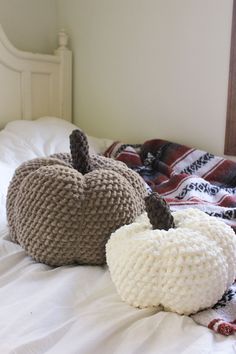 *NOTE this is for a PDF crochet pattern ONLY- not a finished product** Crochet the coziest autumnal pillow of your dreams with this pumpkin pillow pattern! Crocheted with super bulky weight yarn, this pillow can be made in just a few days for a quick and easy way to bring a little autumnal charm into your space. MATERIALS  US L/8.00mm crochet hook Bernat Blanket Yarn or bulky weight (category #6) weight yarn Tapestry needle Polyester Stuffing SIZE: This are approximate measurements, after stuffing the pumpkin. The size may vary based on how little or much the pumpkin is stuffed. Small Diameter: 10 inches Height: 5 inches Large Diameter: 14 inches Height: 8 inches SKILL LEVEL: Easy Basic crochet skills and techniques needed. The pdf pattern will be available for instant download upon paymen Newsboy Hat Pattern, Pumpkin Patterns Free, Chunky Crochet Scarf, Pumpkin Pillow, Fall Crochet Patterns, Crochet Book, Bernat Blanket Yarn, Cozy Crochet, Pumpkin Pillows