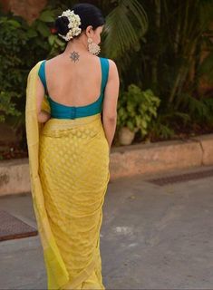 Yellow Sari, South Indian Blouse Designs, Saree Blouse Styles, Sari Design, Sari Blouse Designs