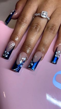 Dark Blue Nails Black Women, Dark Blue Nails Medium Length, Blue And Silver Nail Designs Prom, Black And Blue Nails Ideas, Black And Blue Nails Design, Blue White And Black Nails, Blue Prom Dress Nails, White And Blue Acrylics, Blue Summer Nails Square