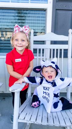 Sister And Baby Brother Halloween, Big And Little Sister Halloween Costumes, Sister And Brother Halloween Costumes, Brother And Sister Halloween Costume, Sister Halloween Costumes Toddler Baby, Brother Sister Halloween Costumes Kids, Sibling Costumes Brother Sister, Sibling Halloween Costumes Boy And Girl, Sibling Halloween Costumes Sisters