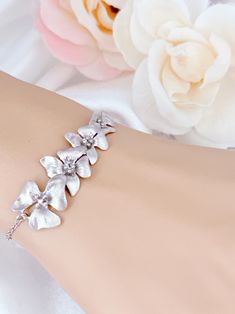 Wild Orchid Flower Bracelet Gold Necklace for women Bridesmaid Gift Bridal Party Gift Personalized gift for her birthday gift Wedding gift Delicate Silver Jewelry With Flower Decoration, Flower Shaped Jewelry For Mother's Day Party, Flower Jewelry For Wedding And Mother's Day, Flower-shaped Jewelry For Mother's Day Party, Silver Jewelry With Flower Decoration For Party, Silver Party Jewelry With Flower Decoration, White Flower Charm Bracelet For Wedding, Delicate Jewelry For Mother's Day Party, Silver Jewelry With Flower Decoration For Gift