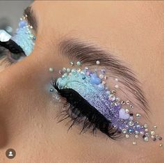 Pastel Rhinestone Makeup, Formal Makeup Looks, Sleepover Makeup, Glitter Holiday Makeup, Mermaid Inspired Makeup, Lilac Makeup, Festive Makeup