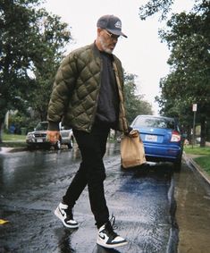 Unique Culture, Building A Brand, Mens Fashion Streetwear, Layering Outfits, Group Of Friends, Cold Season