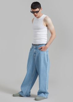 Color: Worn Wash Midweight cotton denim Low rise Straight leg Slant hip pockets Back flap pockets Front button closure Zip fly Unlined 100% Cotton Hand Wash Cold Imported Low Rise Jeans Outfit, Jeans Outfit Men, Low Rise Jeans, Flap Pocket, Low Rise, Straight Leg, Hand Wash, Mens Outfits, How To Wear